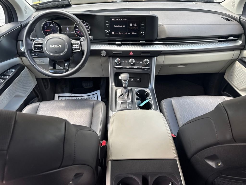 Certified Used 2024 Gray Kia LX image 20