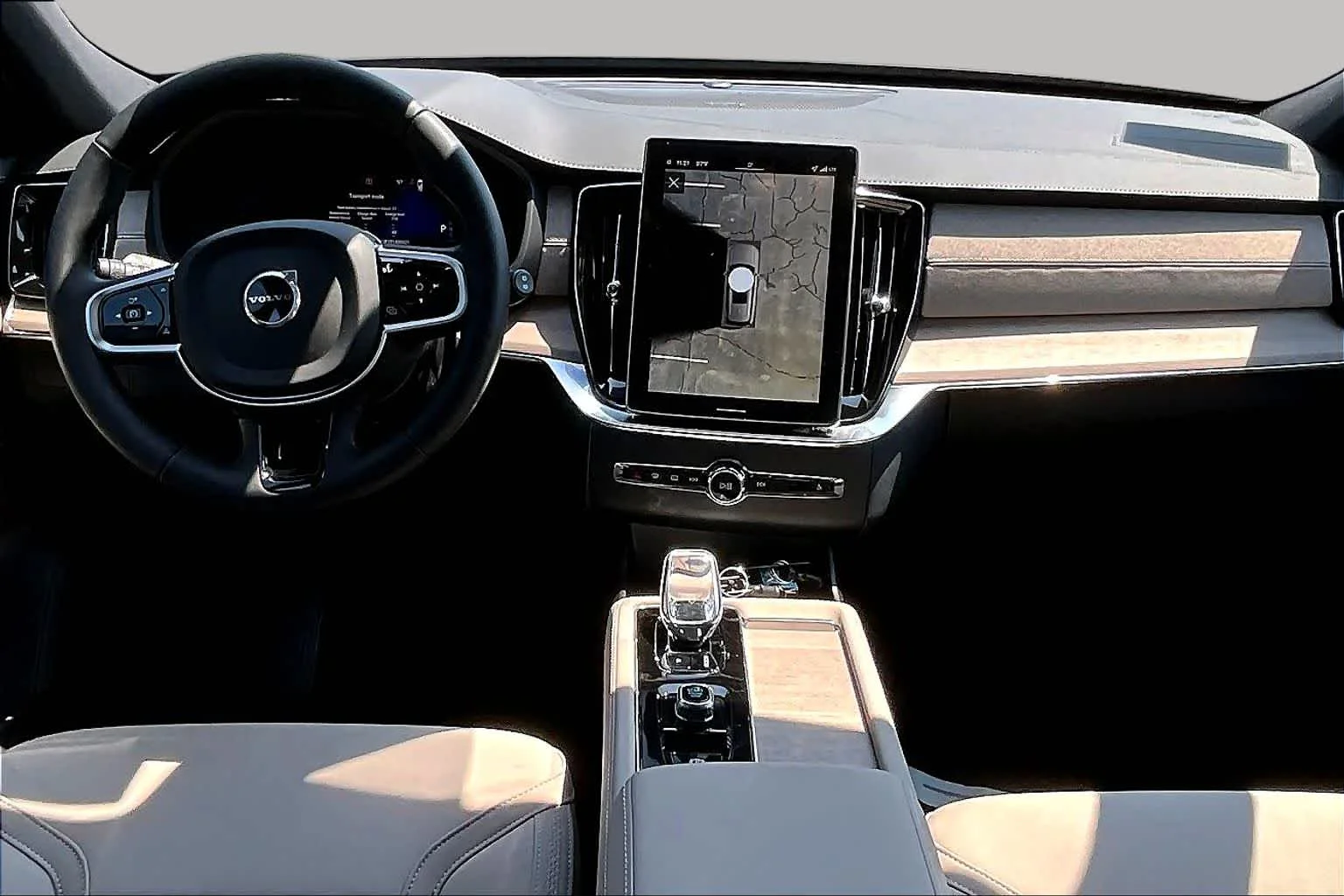 2026 Volvo XC90 Plus - Photo 7