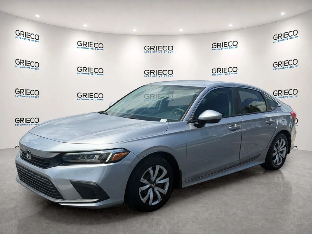 Used 2024 Lunar Silver Metallic Honda LX image 3
