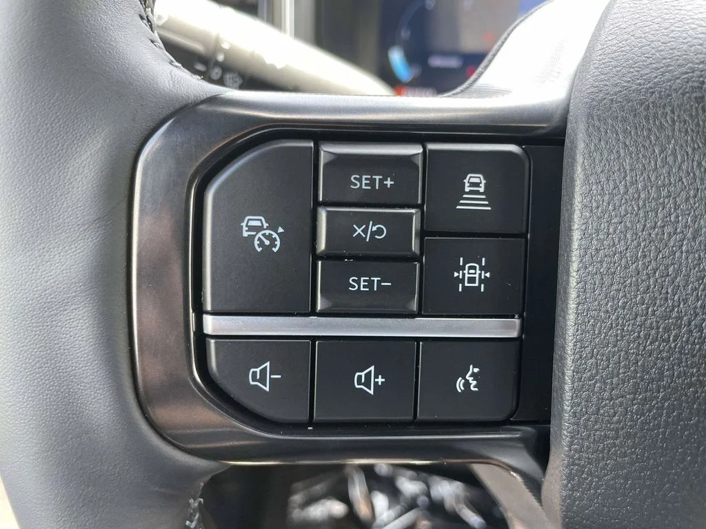 New 2026 Carbonized Gray Metallic Ford Platinum image 24