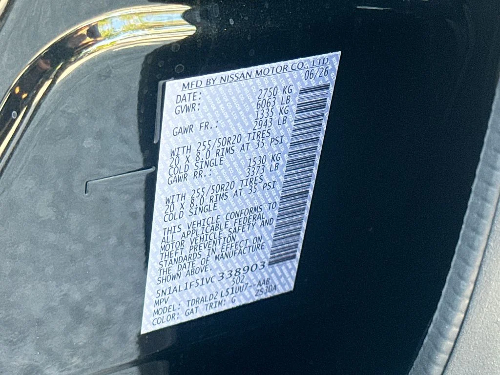 New 2027 MINERAL BLACK INFINITI Luxe FWD image 35