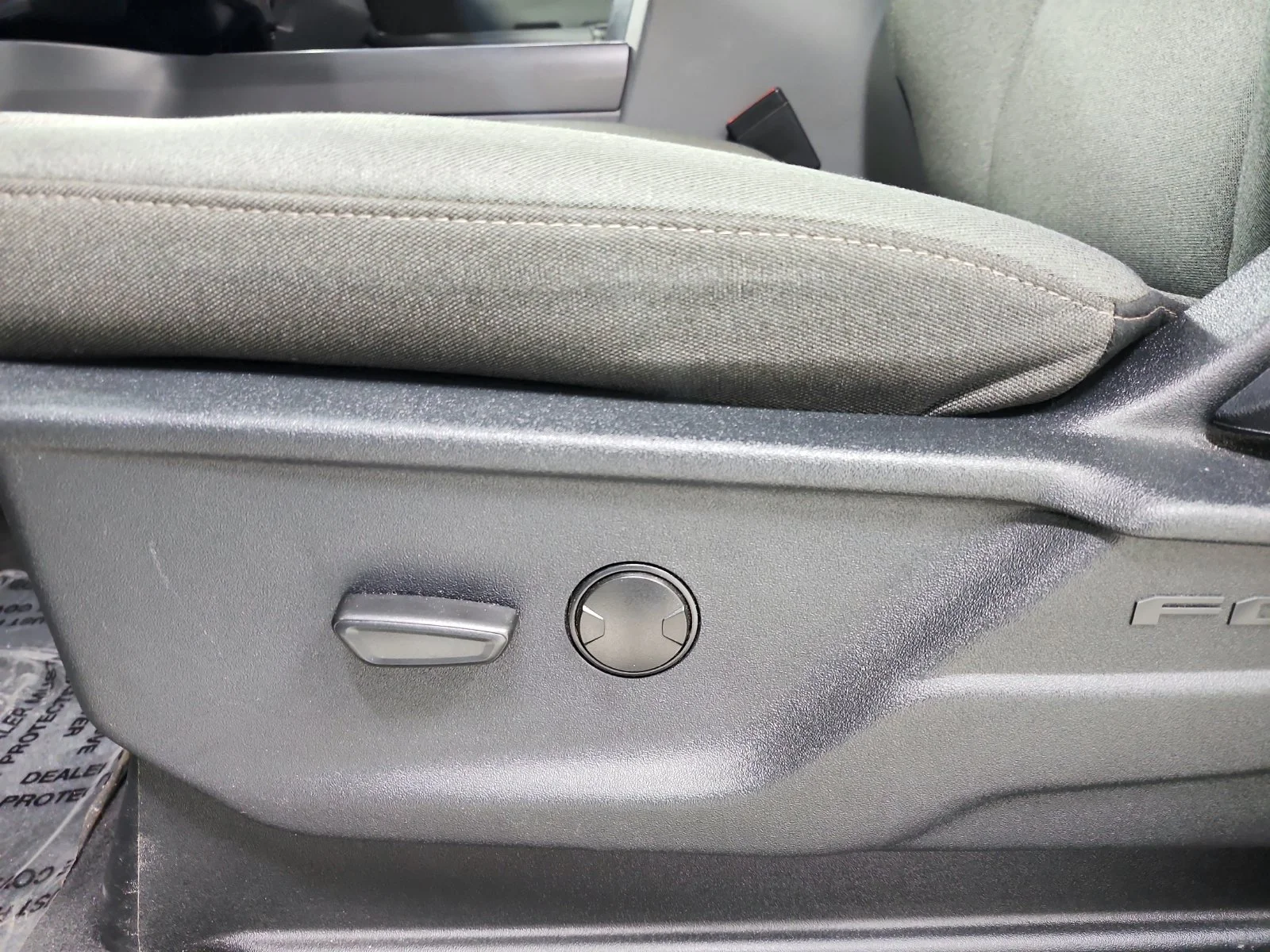 Used 2025 Black Ford XLT image 11