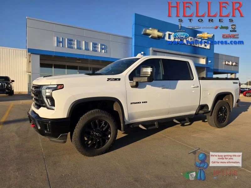 Used 2025 Summit White Chevrolet LTZ image 1