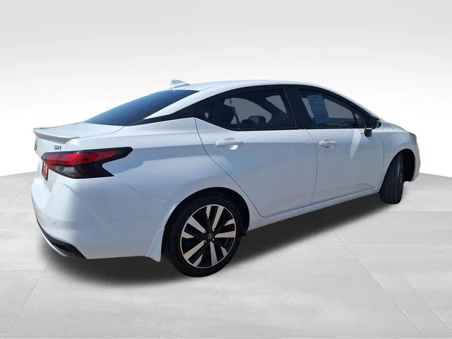 Certified Used 2022 White Nissan 1.6 SR image 8