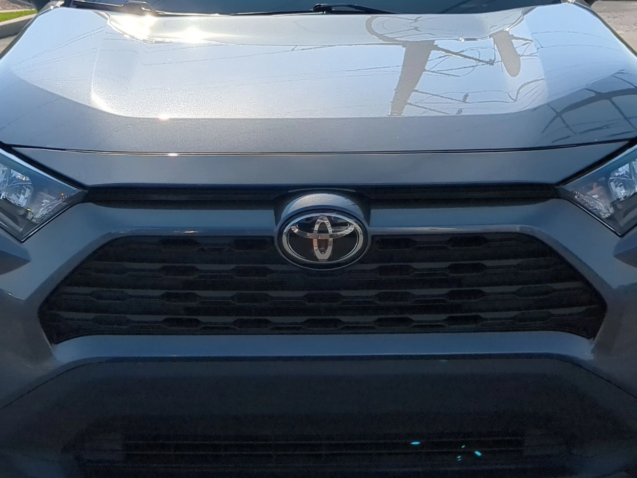 Used 2021 Midnight Black Metallic Toyota LE image 10