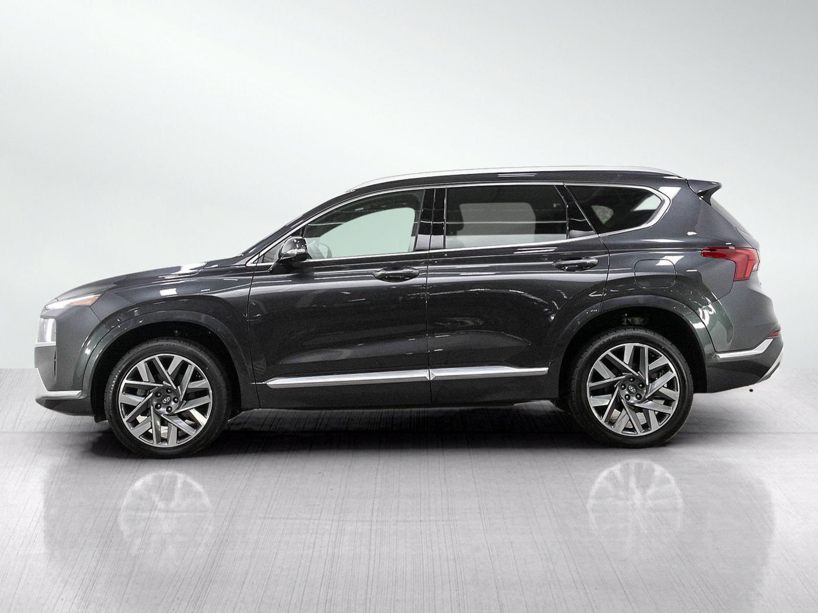 Used 2022 Portofino Gray Hyundai Calligraphy AWD image 2