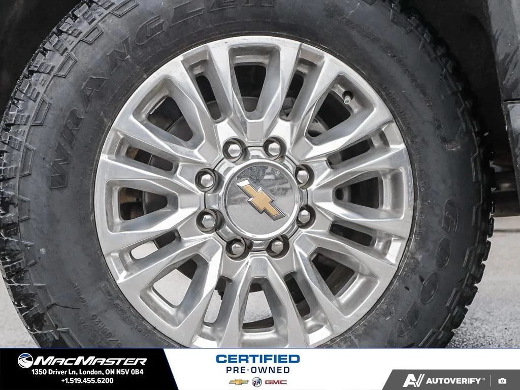 Certified Used 2022  Chevrolet High Country image 9