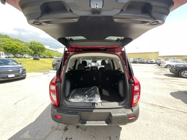 New 2026 Ruby Red Metallic Tinted Clearcoat Ford Outer Banks® image 22