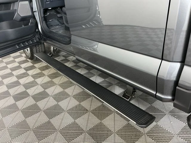 New 2026 Carbonized Gray Metallic Ford Lariat image 16