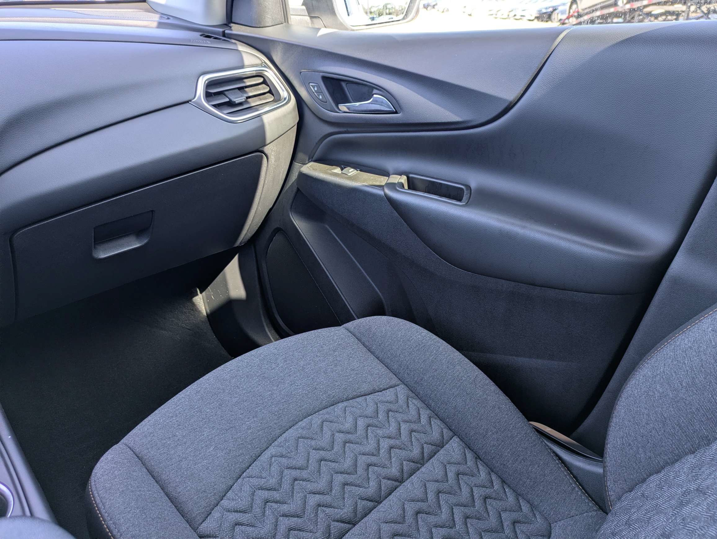 Used 2022 Summit White Chevrolet LT image 20