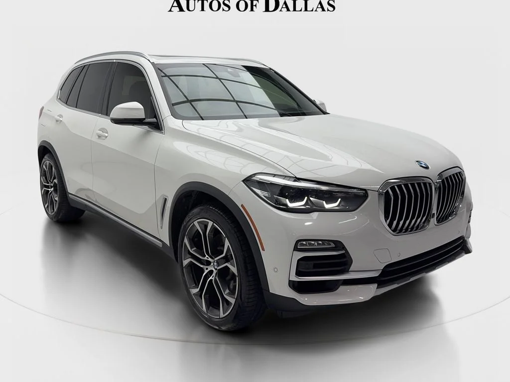 Used 2021 White BMW sDrive40i image 2
