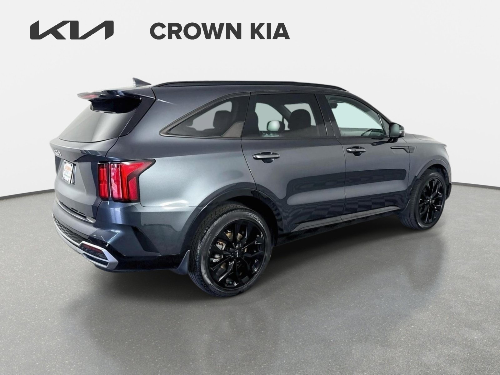 Used 2023 Gravity Grey Kia SX image 5