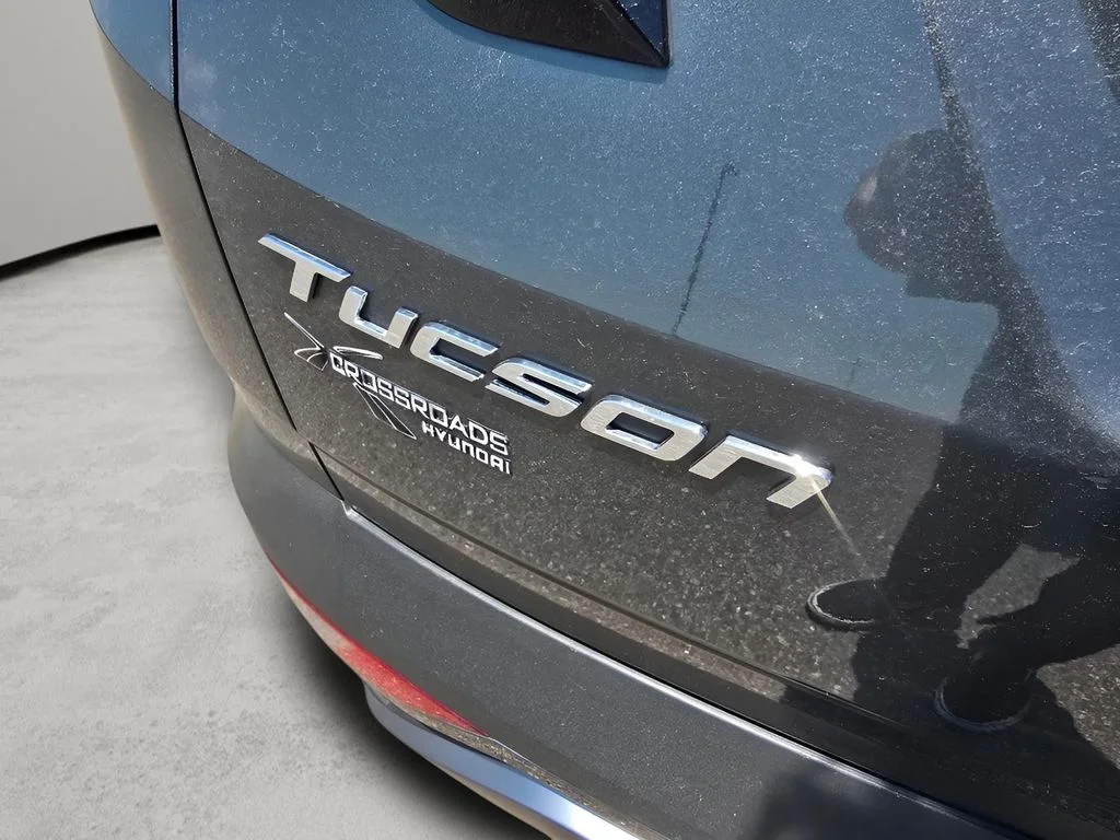 Used 2024 Amazon Gray Hyundai Limited image 8
