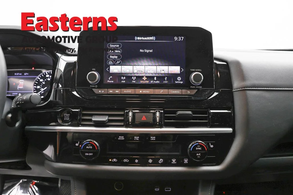 Used 2025 Red Nissan SV image 12