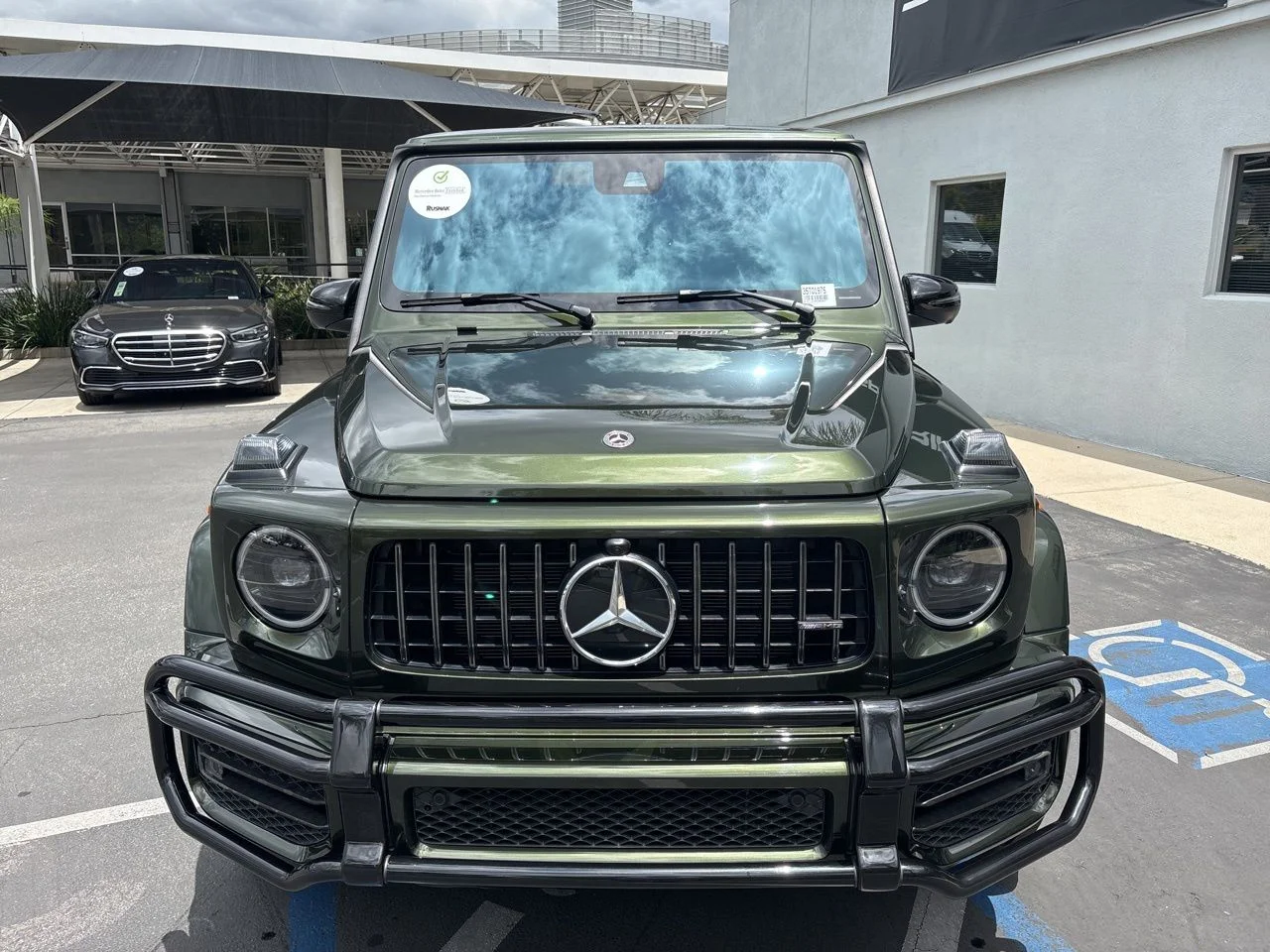 Certified Used 2023 Green Mercedes-Benz G 63 AMG® 4MATIC® Night Package image 4