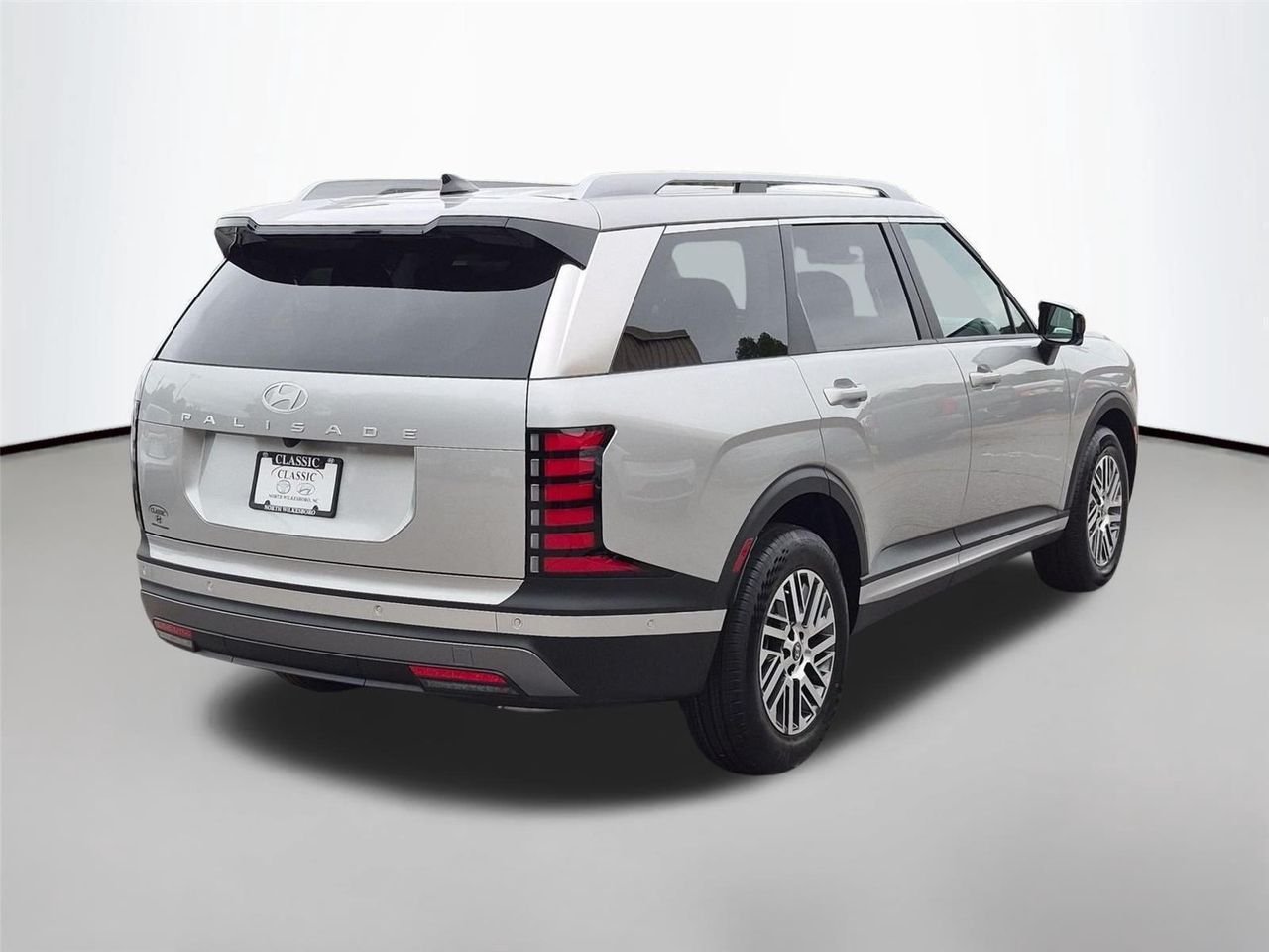 New 2027 Shimmering Silver Hyundai SEL Premium FWD image 5