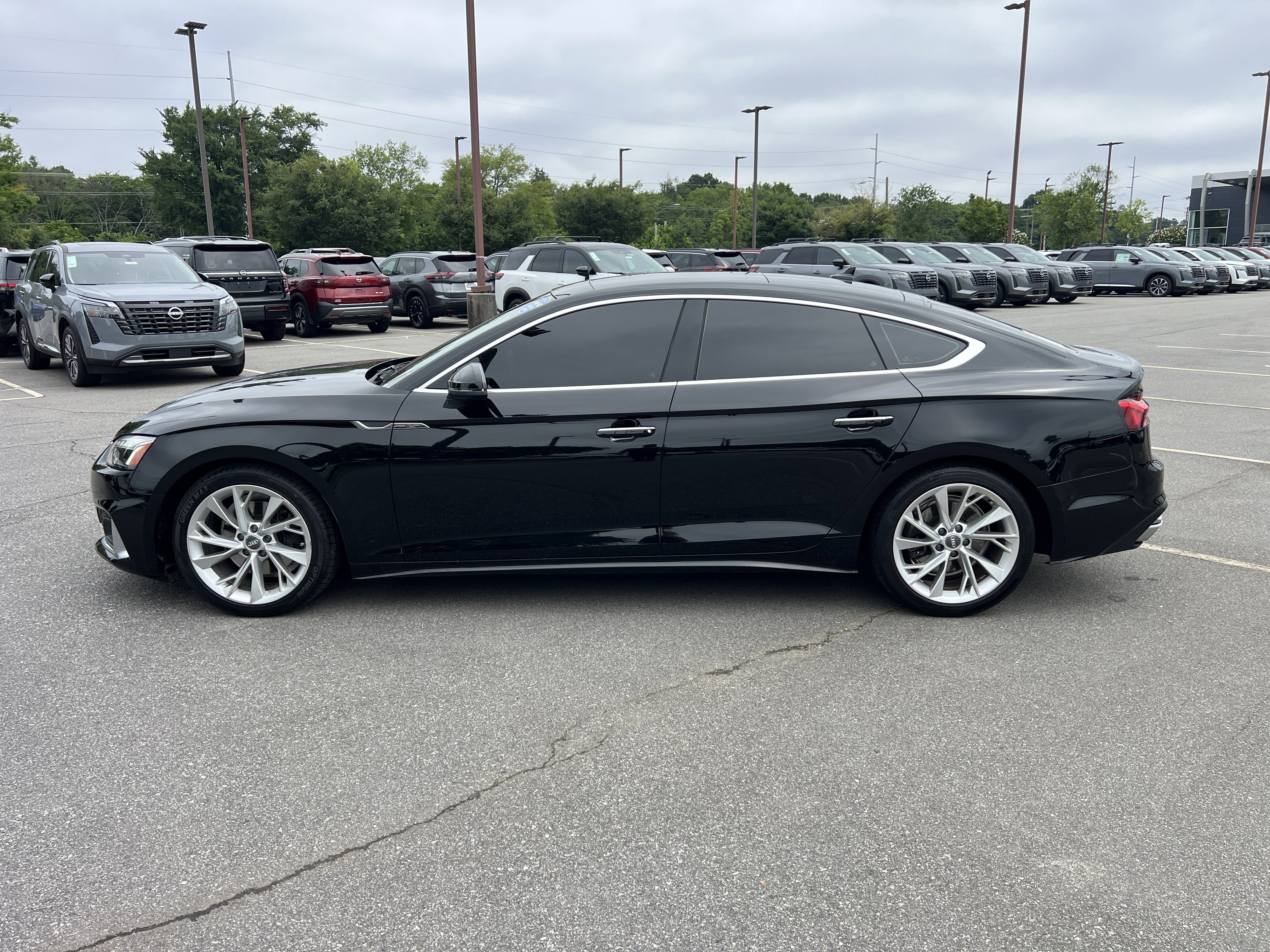 Used 2021 Brilliant Black Audi Premium Plus image 8