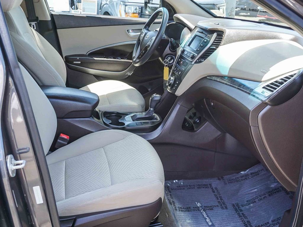 Used 2017 Gray Hyundai 2.4 Base image 13