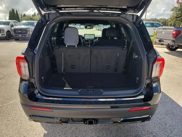New 2026 Black Metallic Ford ST-Line image 10