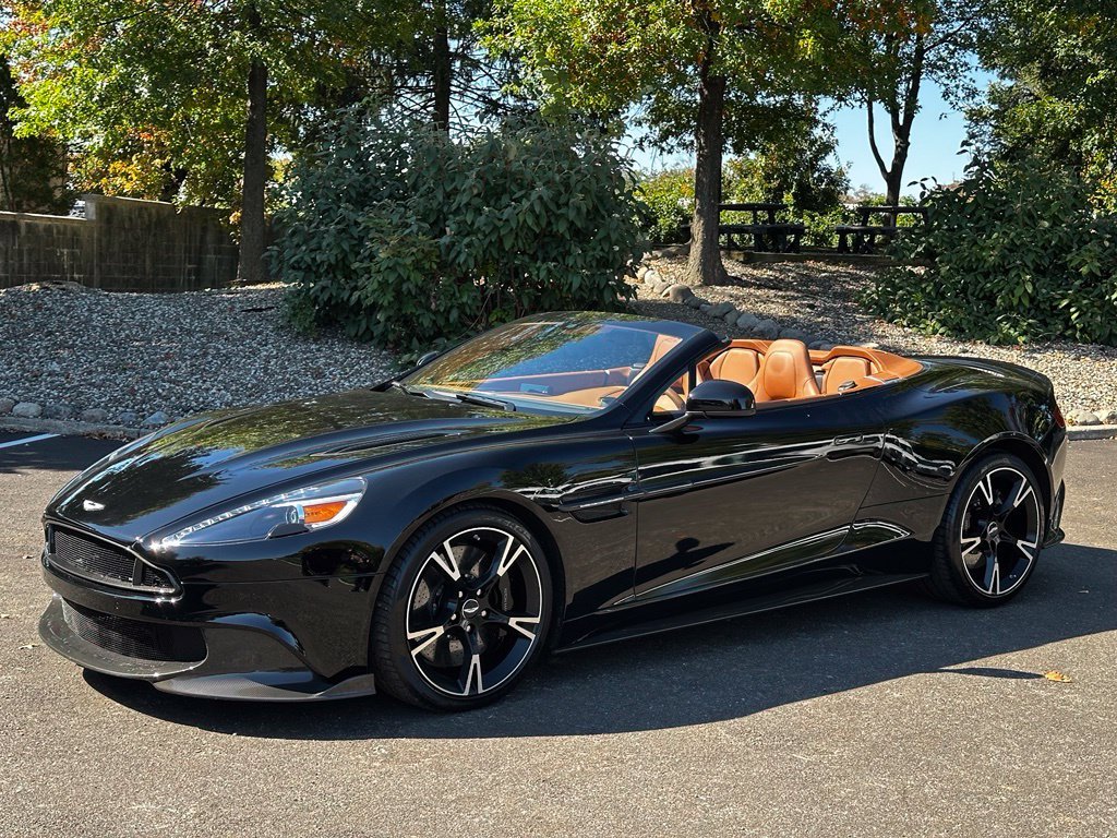 2018 Aston Martin Vanquish Base