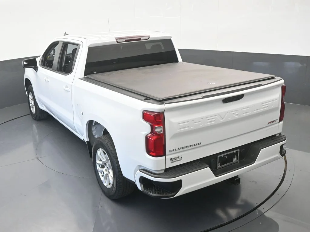 Used 2023 Summit White Chevrolet RST image 49