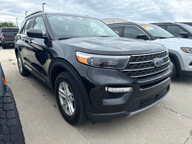 Used 2023 Black Ford XLT image 1