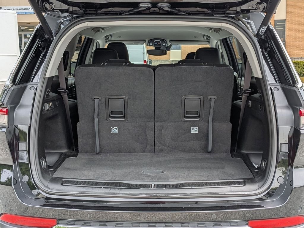 Used 2023 Black Jeep Limited image 7