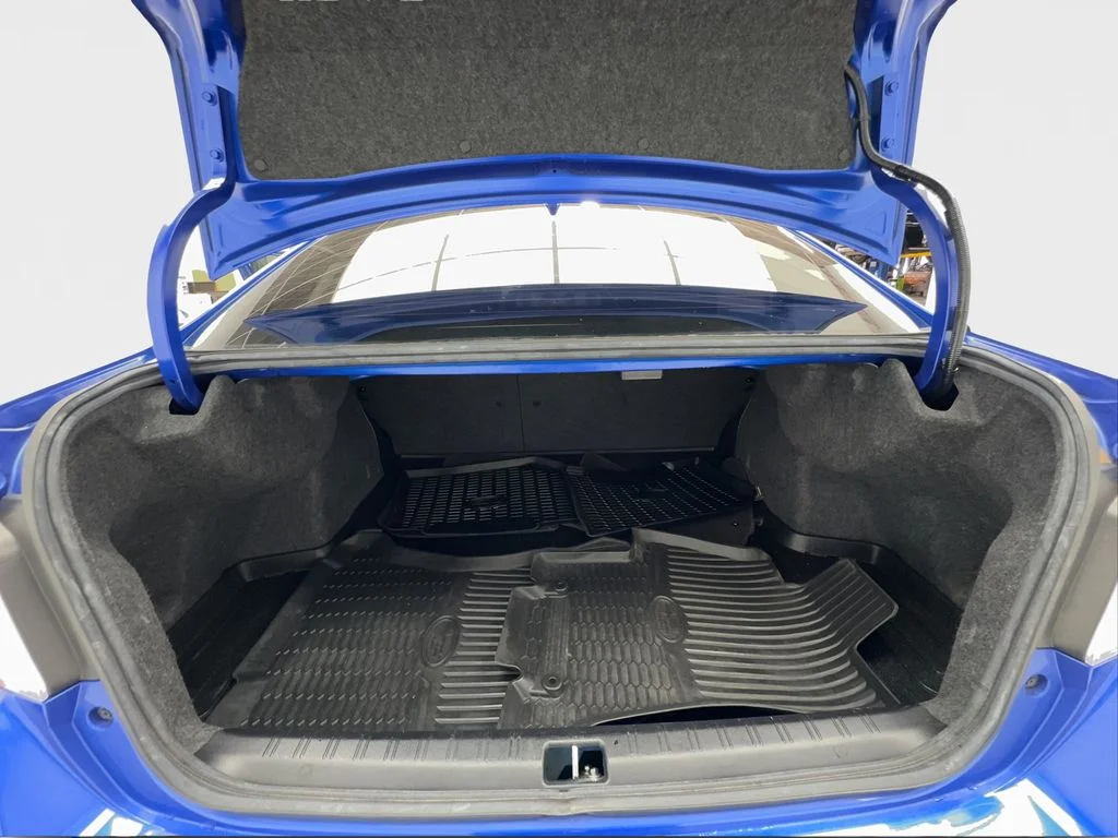 Used 2019 Blue Subaru Limited image 17