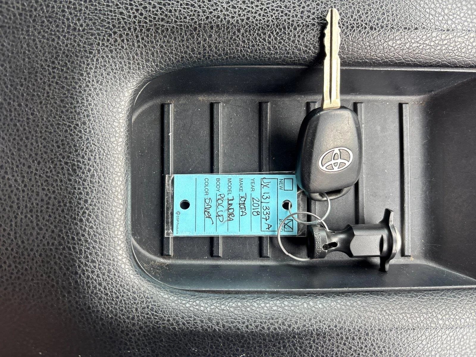 Used 2018 Silver Sky Metallic Toyota SR5 image 39