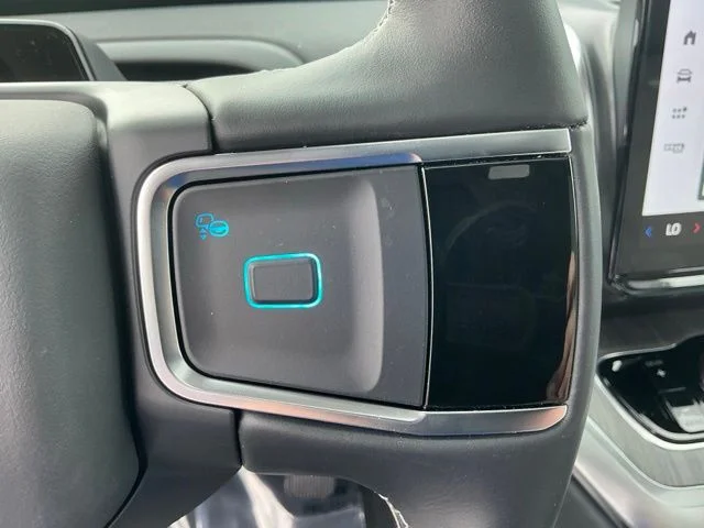 New 2026 Star White Metallic Tri-Coat Ford MAX Platinum® image 42