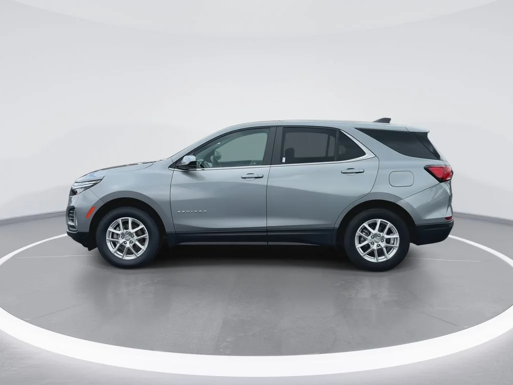 Used 2024 Gray Chevrolet LT image 5
