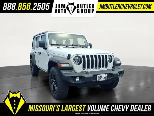 Used 2022  Jeep Unlimited Sport Altitude image 25