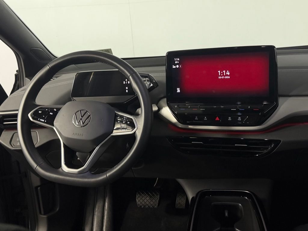 Used 2023 Black Volkswagen Pro S image 14