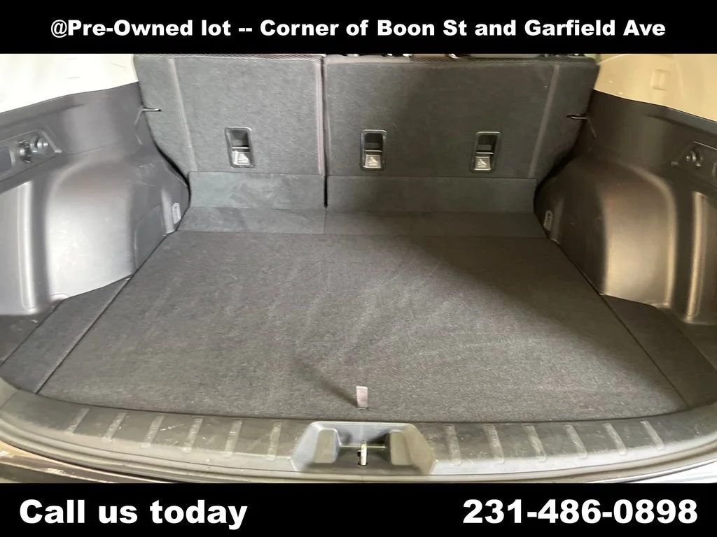 Used 2019 Gray Subaru Premium image 27
