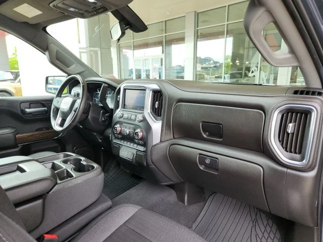 Used 2021 Blue GMC Elevation image 25