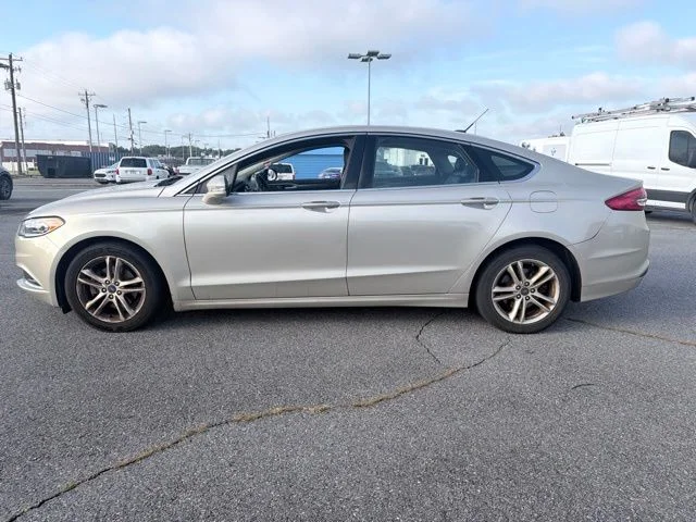 Used 2018 Gold Ford SE image 6