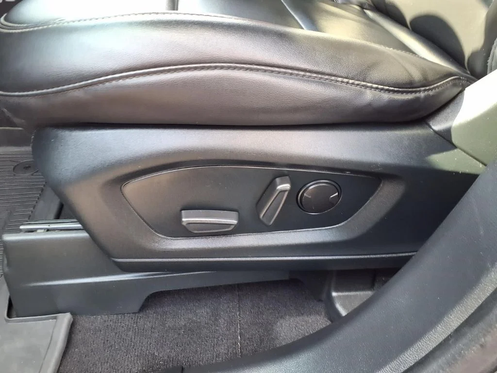 Used 2022 Blue Ford XLT image 21