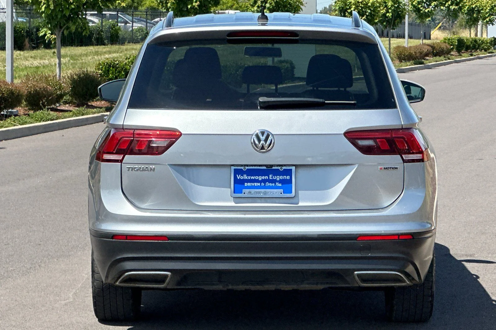 Used 2020 Silver Volkswagen 2.0T S image 4