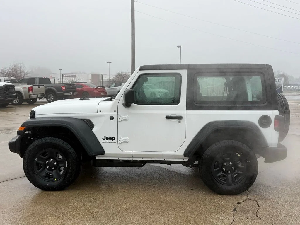 New 2026 Bright White Clear-Coat Exterior Paint Jeep Sport image 4