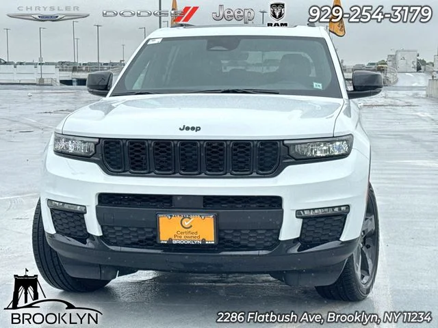 Used 2025 White Jeep Limited image 1