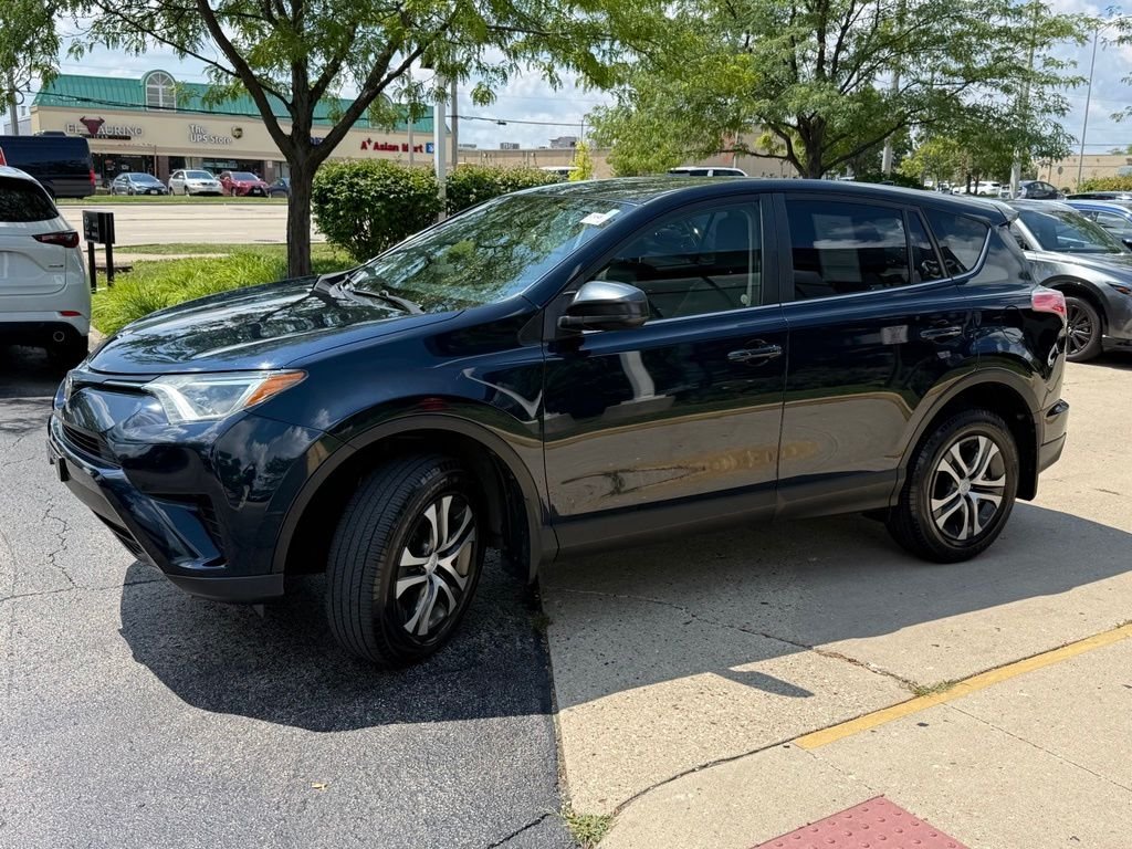 Used 2018 Blue Toyota LE image 3