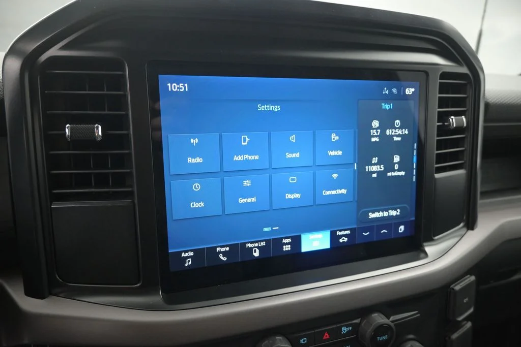 New 2026 Oxford White Ford XLT image 15