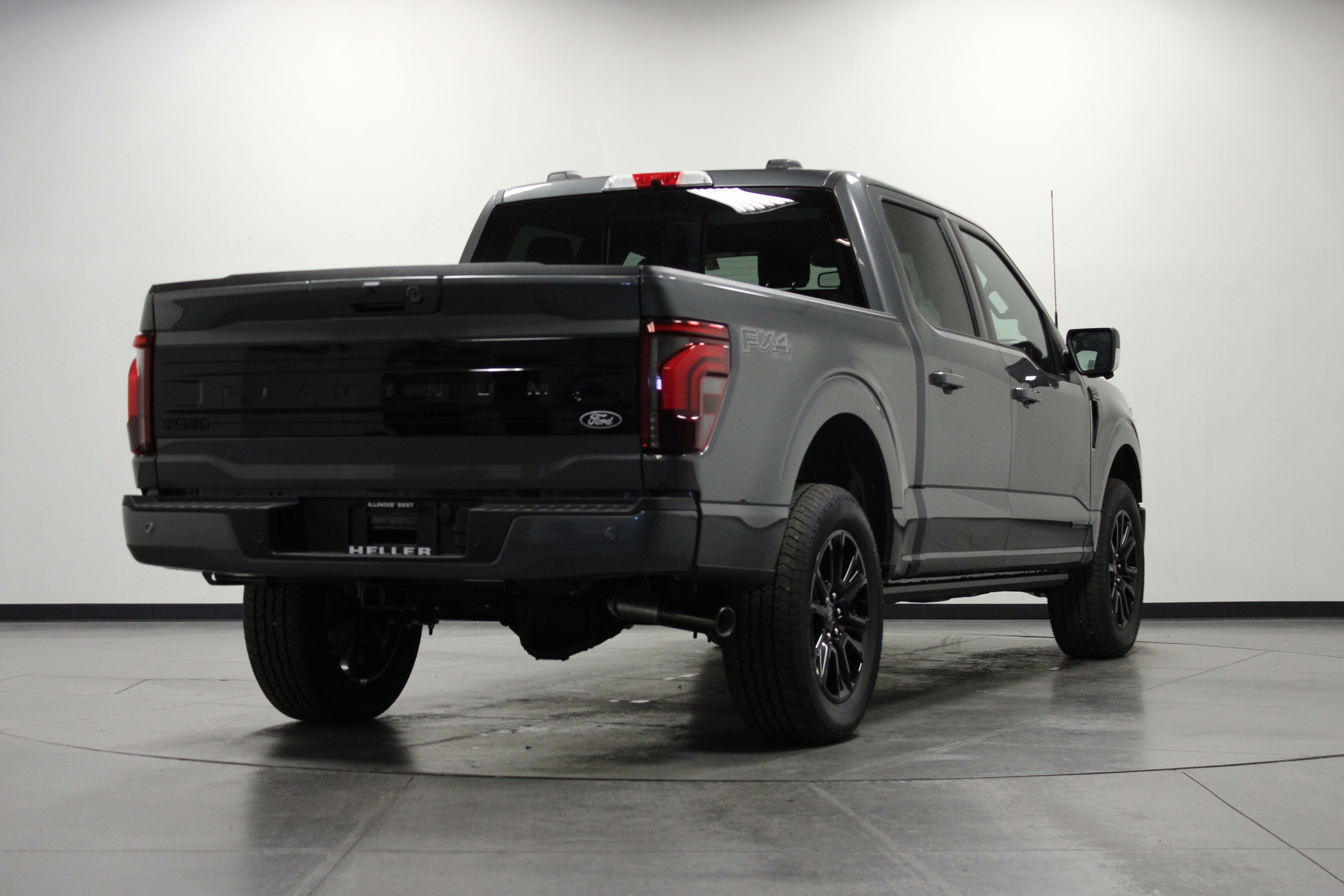 New 2026 Carbonized Gray Metallic Ford Platinum image 4