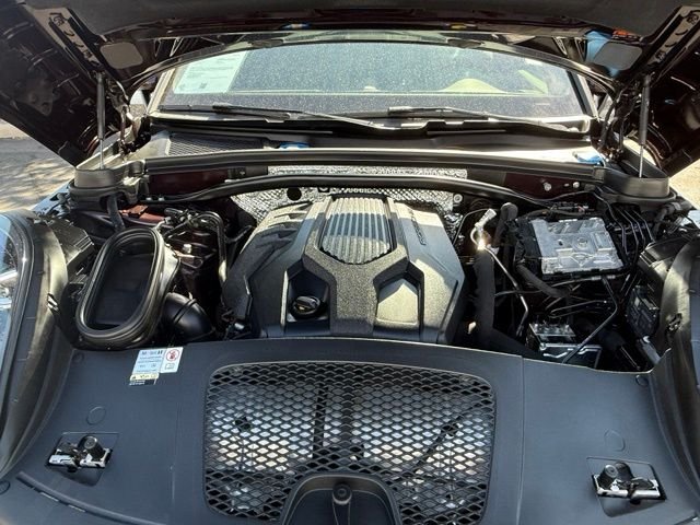 Used 2023 Brown Porsche  image 26