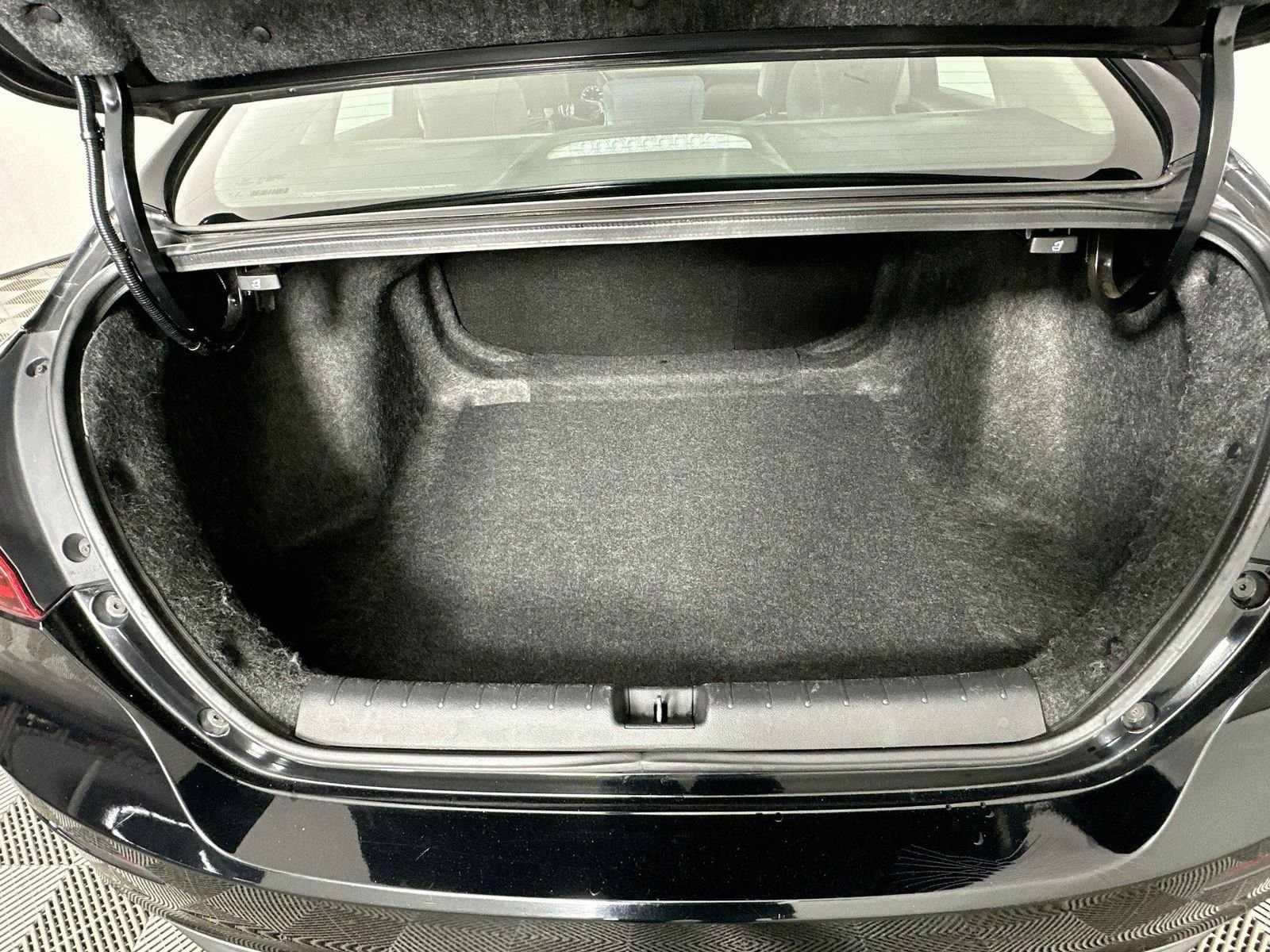 Used 2019 Crystal Black Pearl Honda EX image 23
