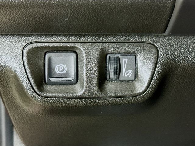 Used 2017 Red GMC Denali image 10