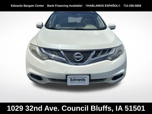 Used 2011 White Nissan SL image 2