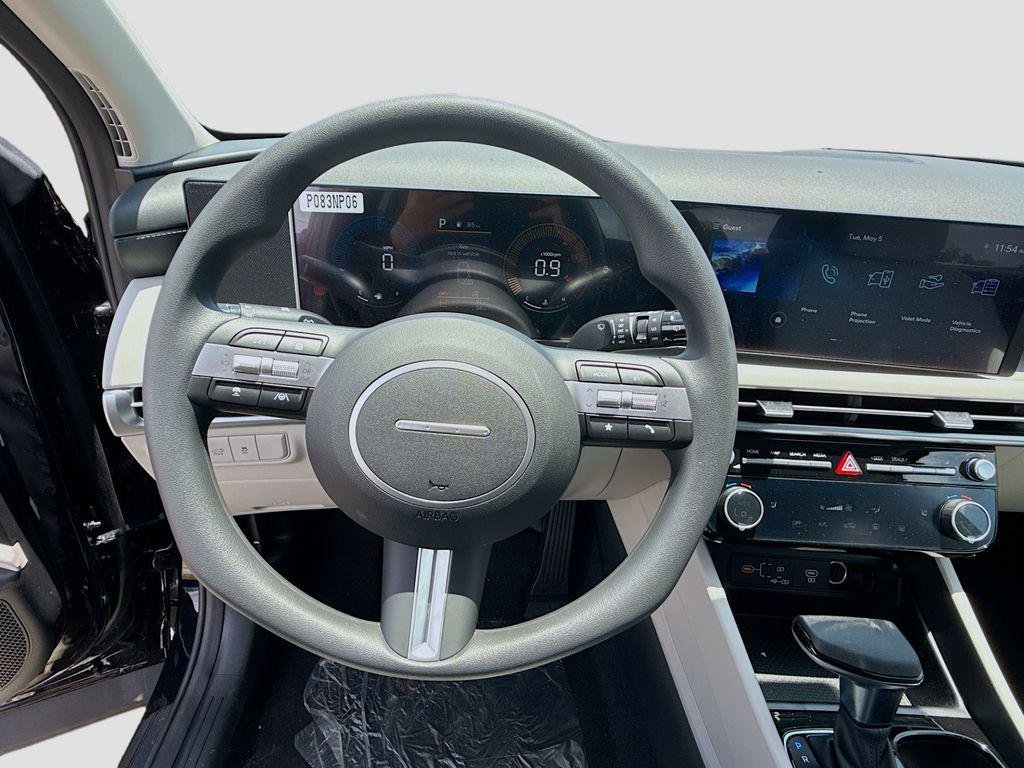 New 2026 Phantom Black Hyundai SEL FWD image 8