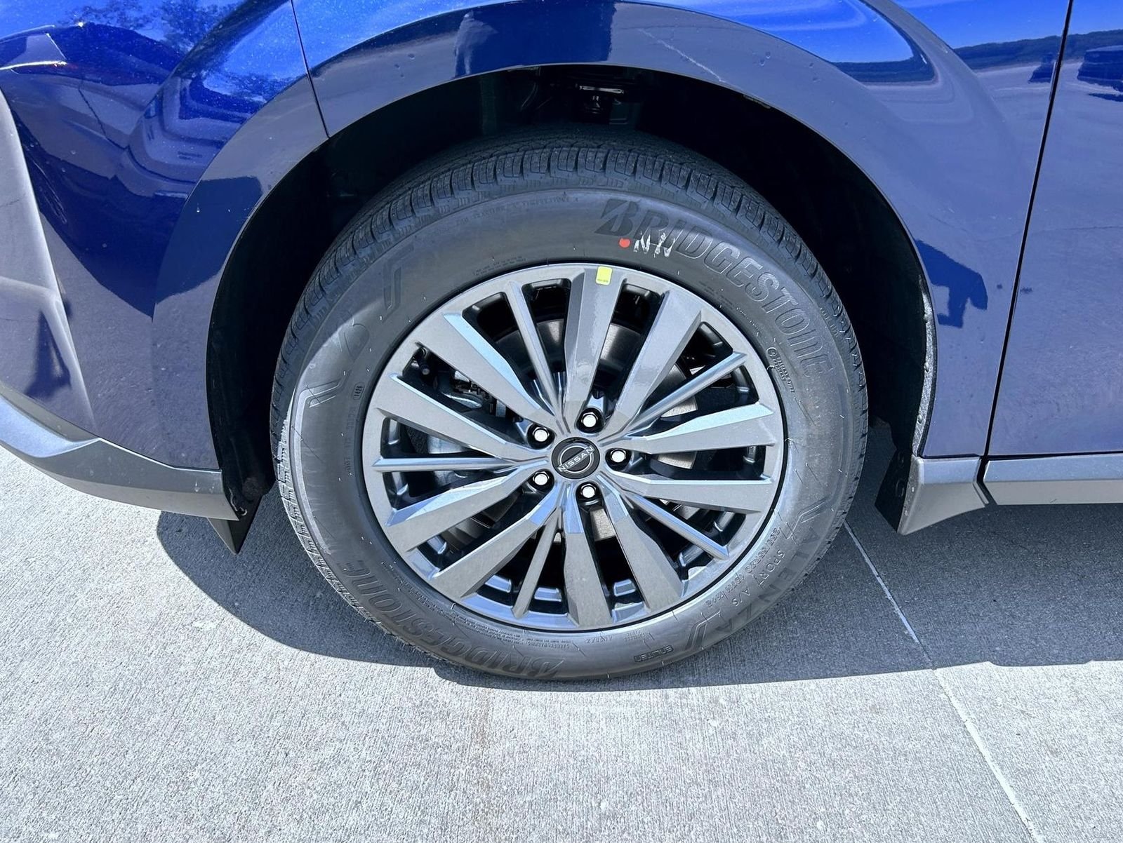 New 2026 Deep Ocean Blue Pearl Nissan SL image 22