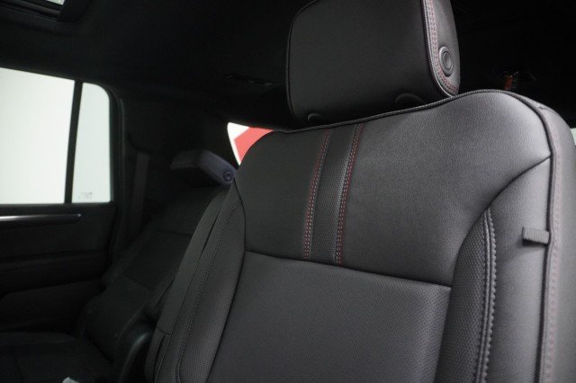 2026 Chevrolet Suburban RST - Photo 26